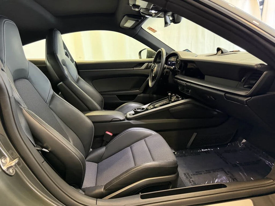 2020 Porsche 992 Carrera - Image 16 of 26