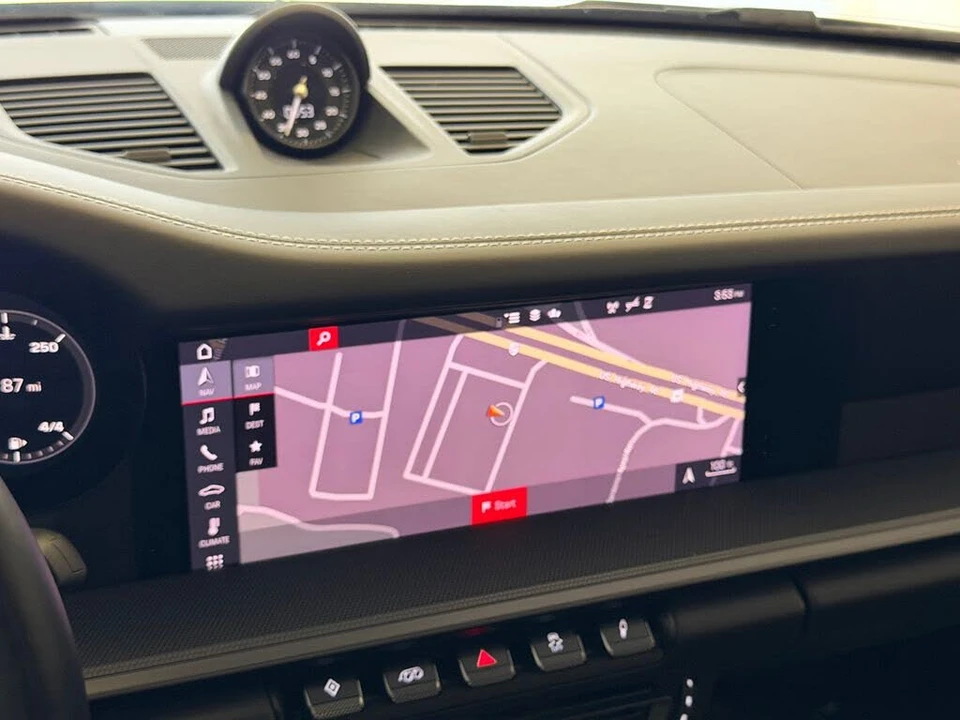 2020 Porsche 992 Carrera - Image 21 of 26