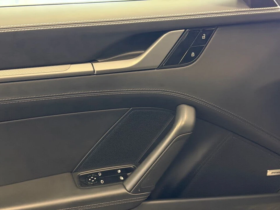 2020 Porsche 992 Carrera - Image 14 of 26