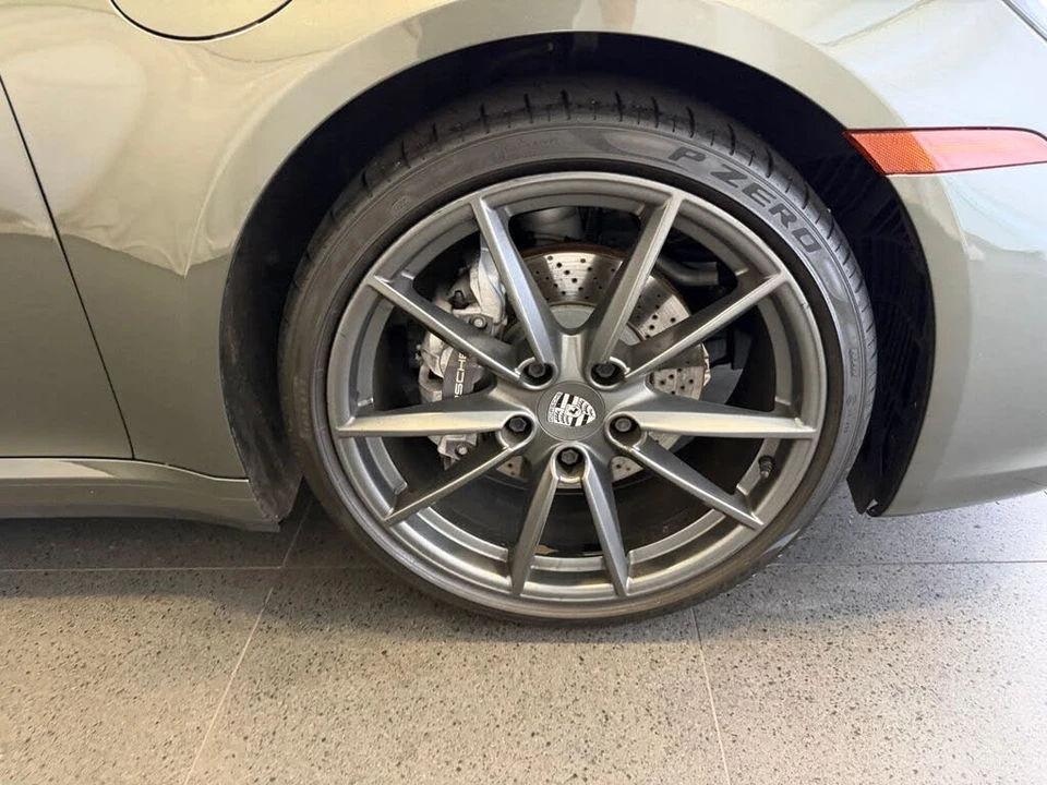 2020 Porsche 992 Carrera - Image 13 of 26