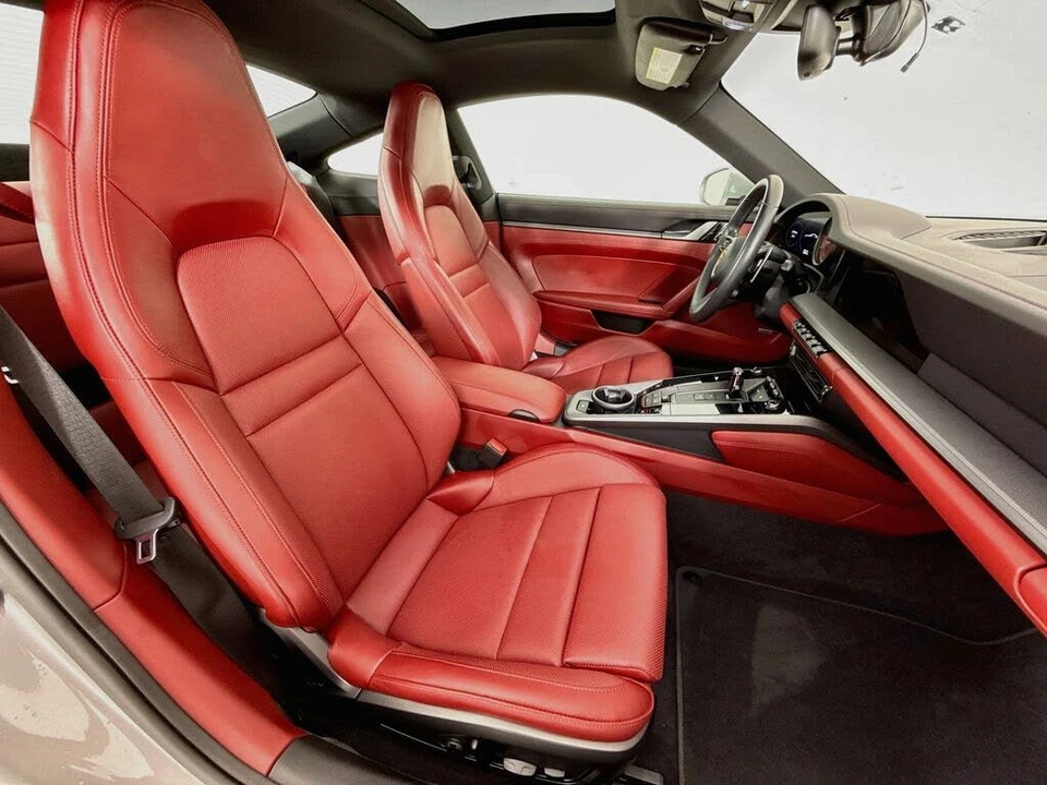 2020 Porsche 992 Carrera - Image 29 of 31