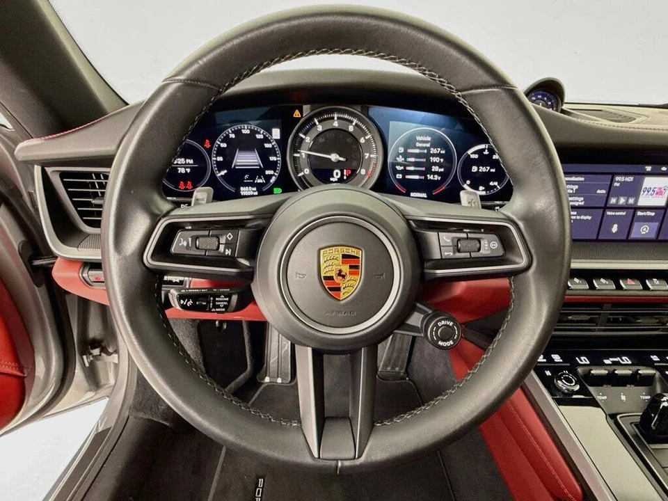2020 Porsche 992 Carrera - Image 15 of 31