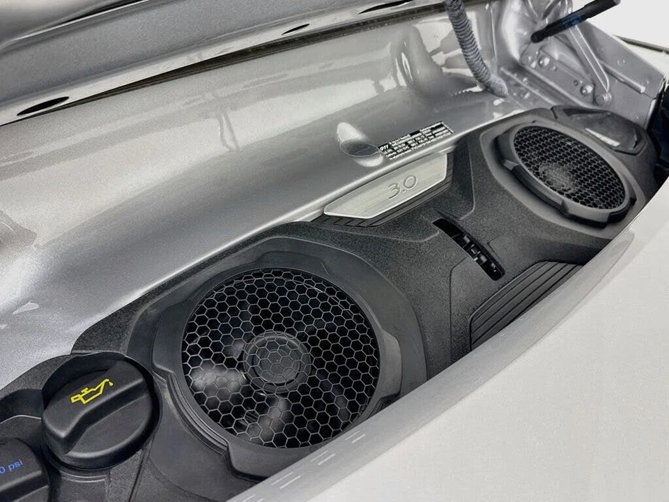 2020 Porsche 992 Carrera - Image 27 of 31
