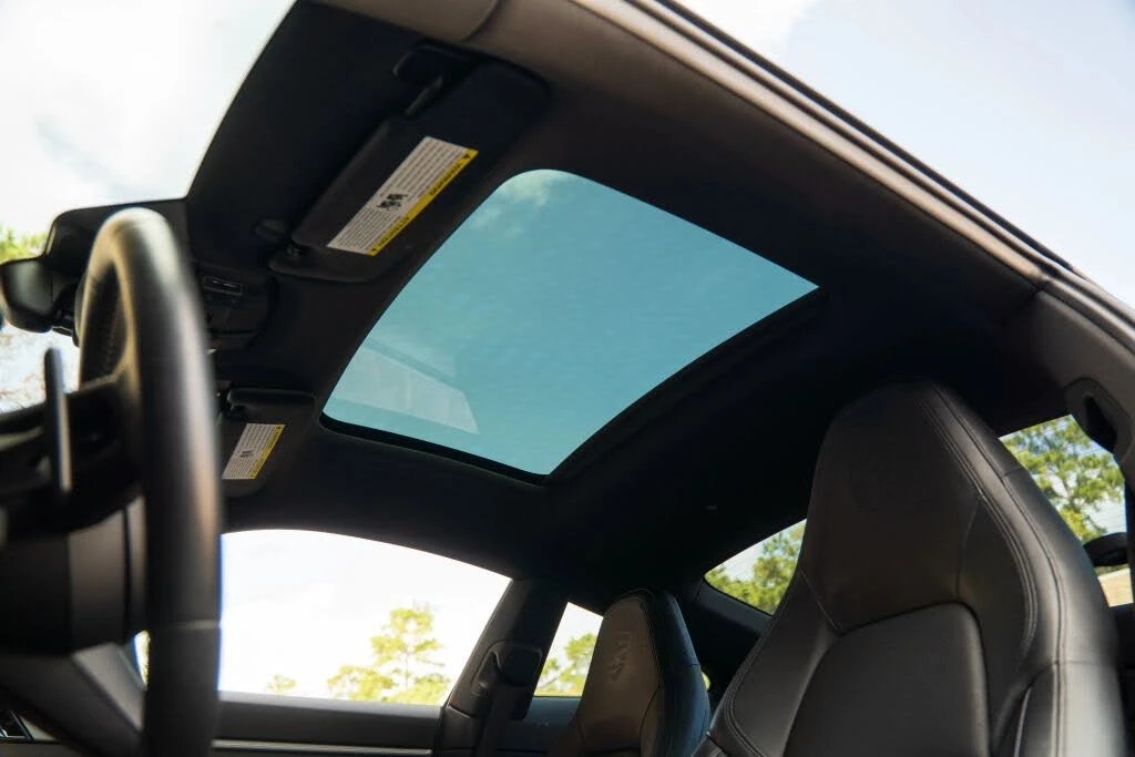2020 Porsche 992 Carrera - Image 27 of 31