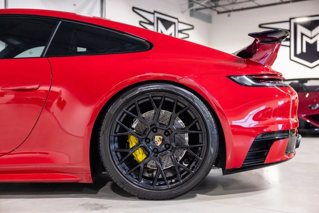 2020 Porsche 992 Carrera - Image 17 of 31
