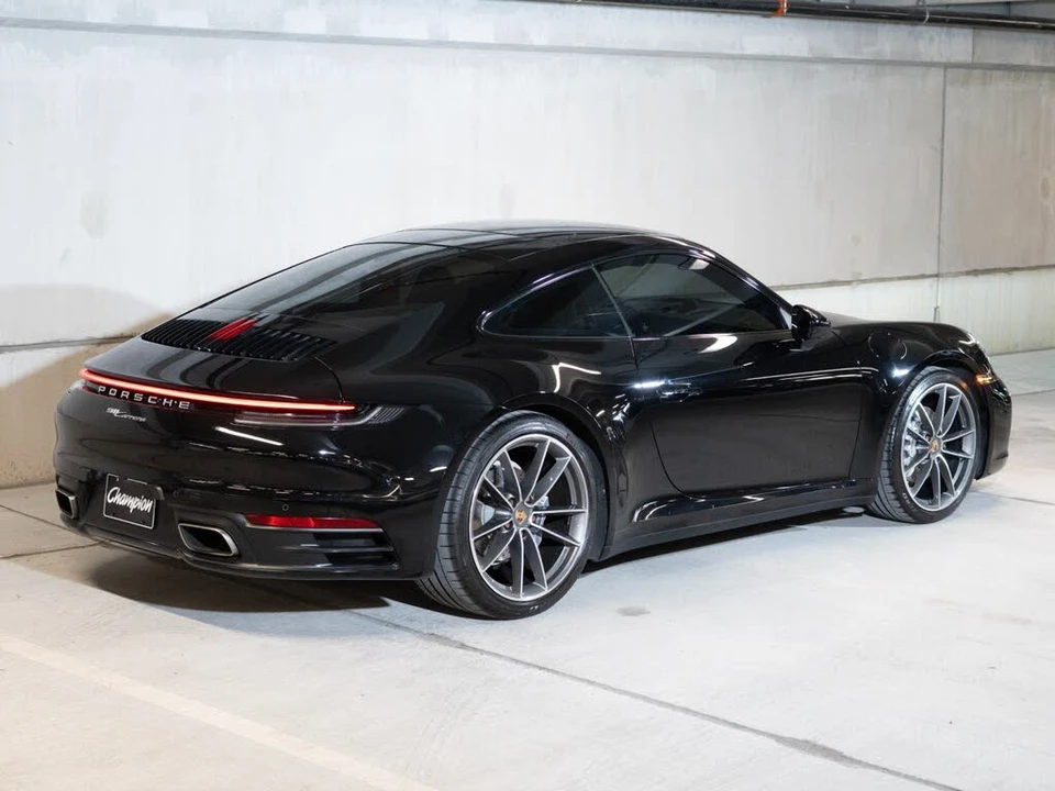 2020 Porsche 992 Carrera - Image 9 of 27