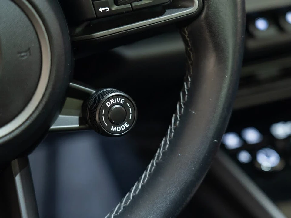 2020 Porsche 992 Carrera - Image 23 of 27