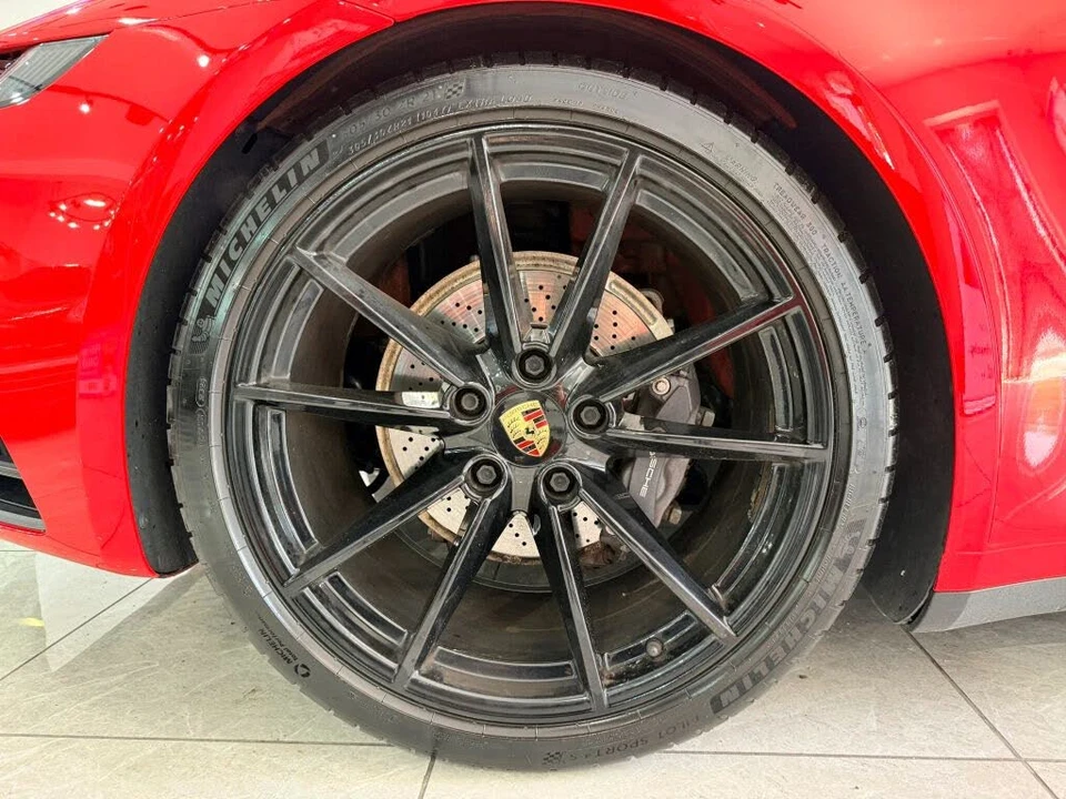 2020 Porsche 992 Carrera - Image 10 of 31