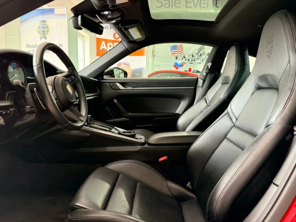 2020 Porsche 992 Carrera - Image 17 of 31