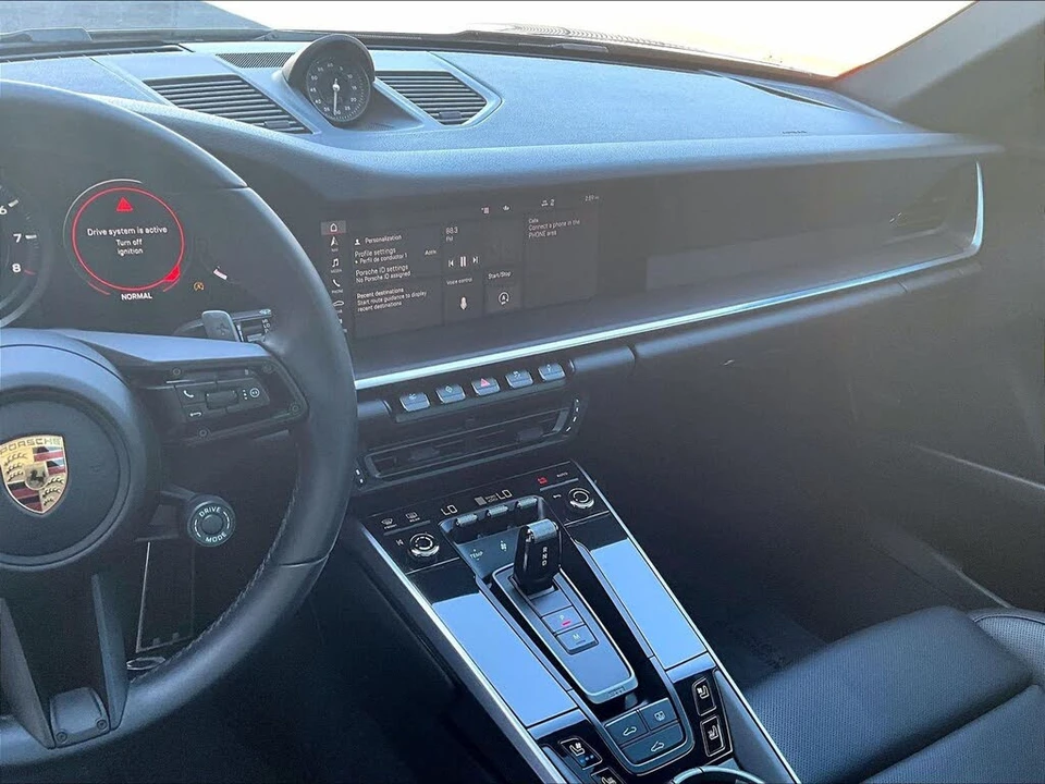 2020 Porsche 992 Carrera - Image 16 of 26