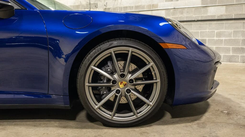 2020 Porsche 992 Carrera - Image 26 of 31