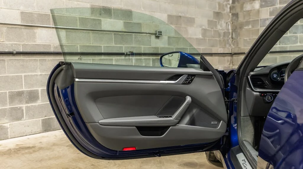 2020 Porsche 992 Carrera - Image 30 of 31