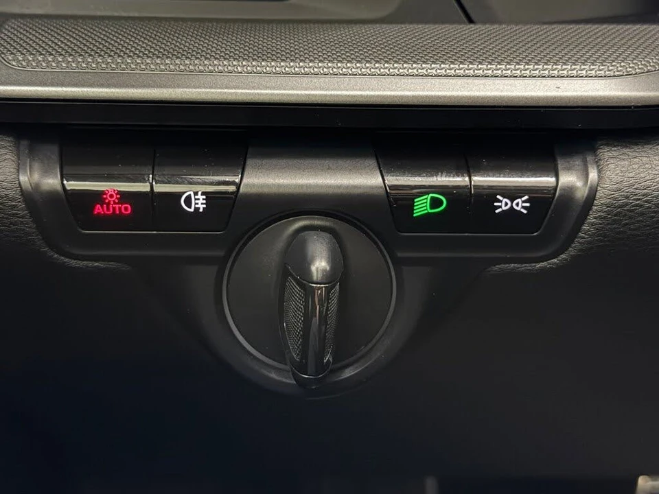 2020 Porsche 992 Carrera - Image 18 of 31