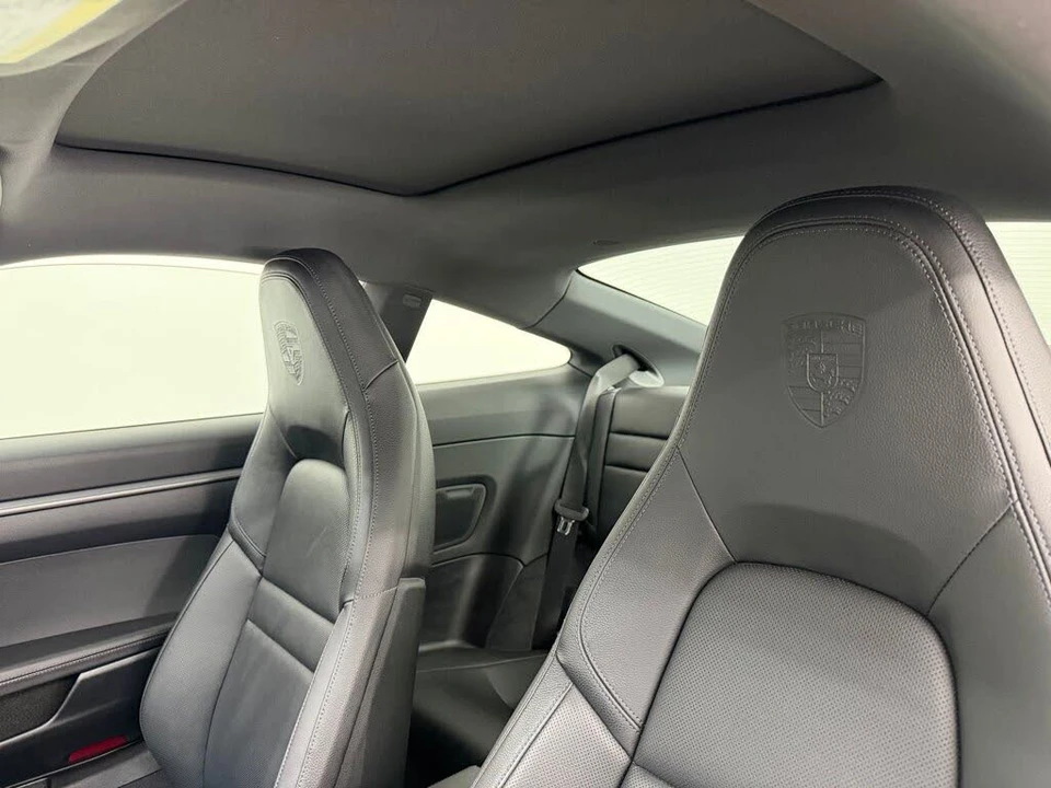 2020 Porsche 992 Carrera - Image 23 of 31