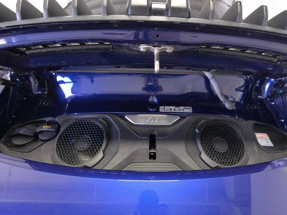 2020 Porsche 992 Carrera - Image 4 of 18