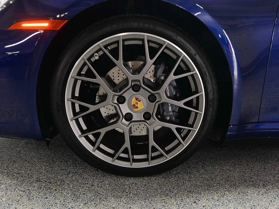 2020 Porsche 992 Carrera - Image 6 of 18