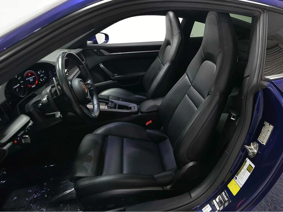 2020 Porsche 992 Carrera - Image 9 of 18