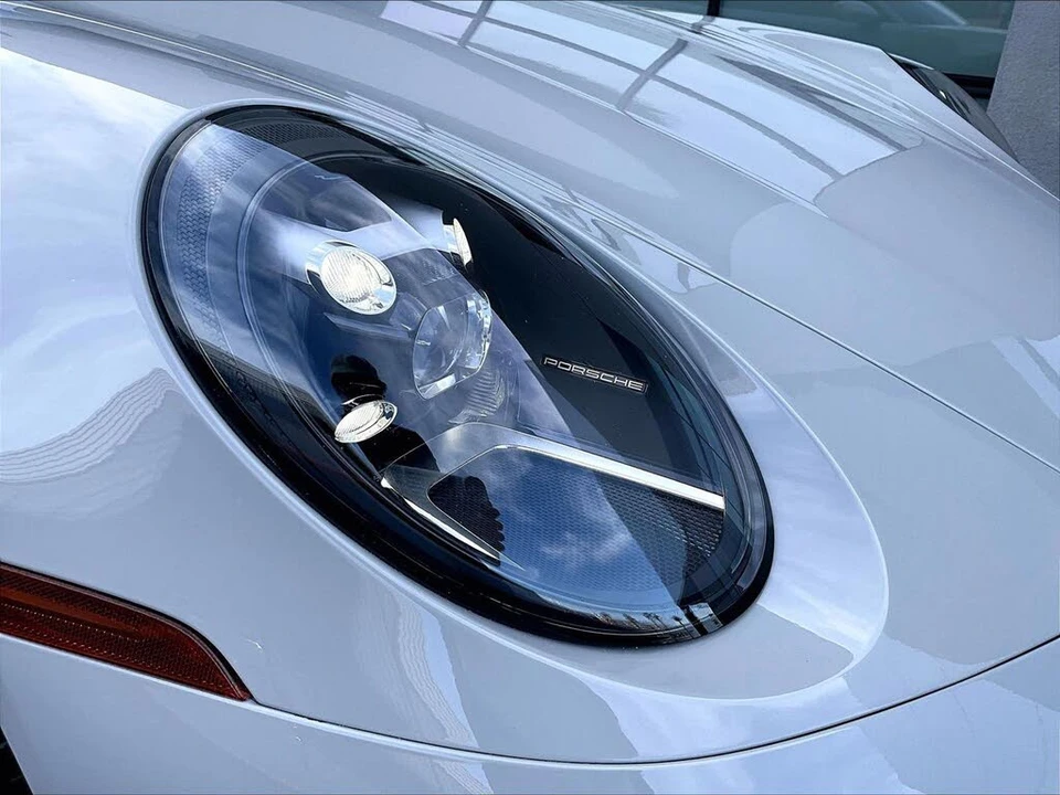 2020 Porsche 992 Carrera - Image 12 of 26