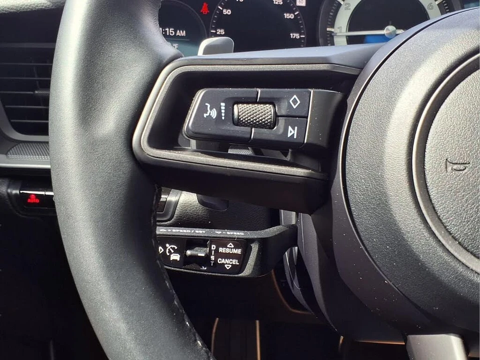 2020 Porsche 992 Carrera - Image 16 of 27