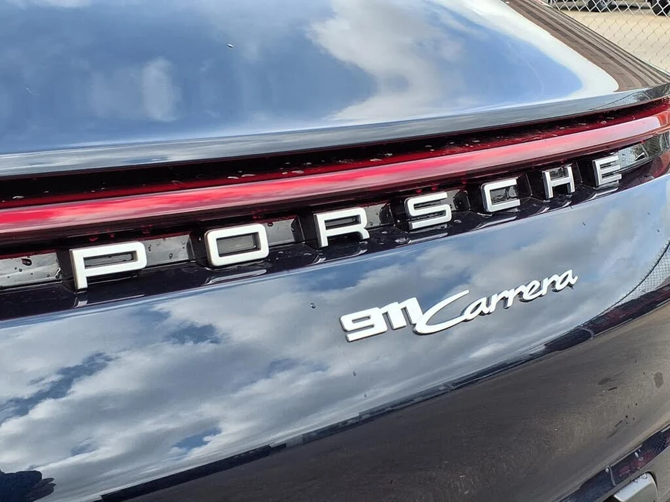 2020 Porsche 992 Carrera - Image 10 of 27
