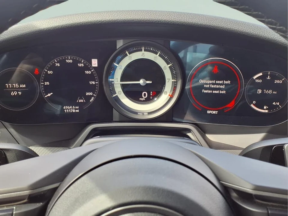 2020 Porsche 992 Carrera - Image 15 of 27