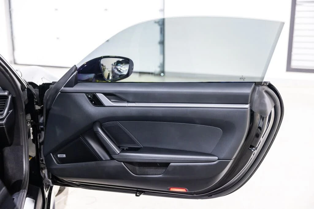 2020 Porsche 992 Carrera - Image 27 of 31