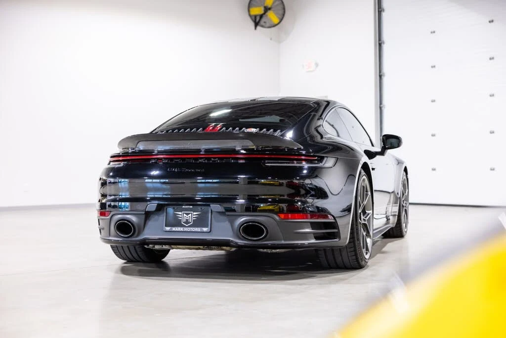 2020 Porsche 992 Carrera - Image 4 of 31