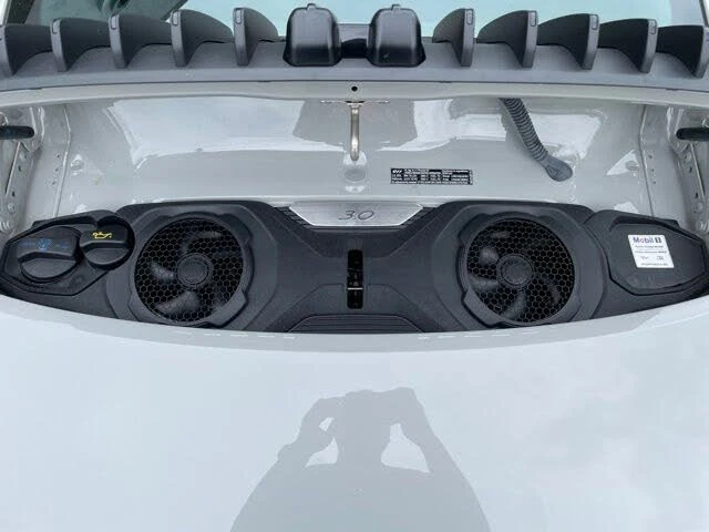 2020 Porsche 992 Carrera - Image 29 of 31