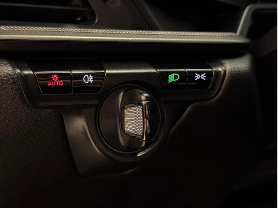 2020 Porsche 992 Carrera - Image 20 of 31