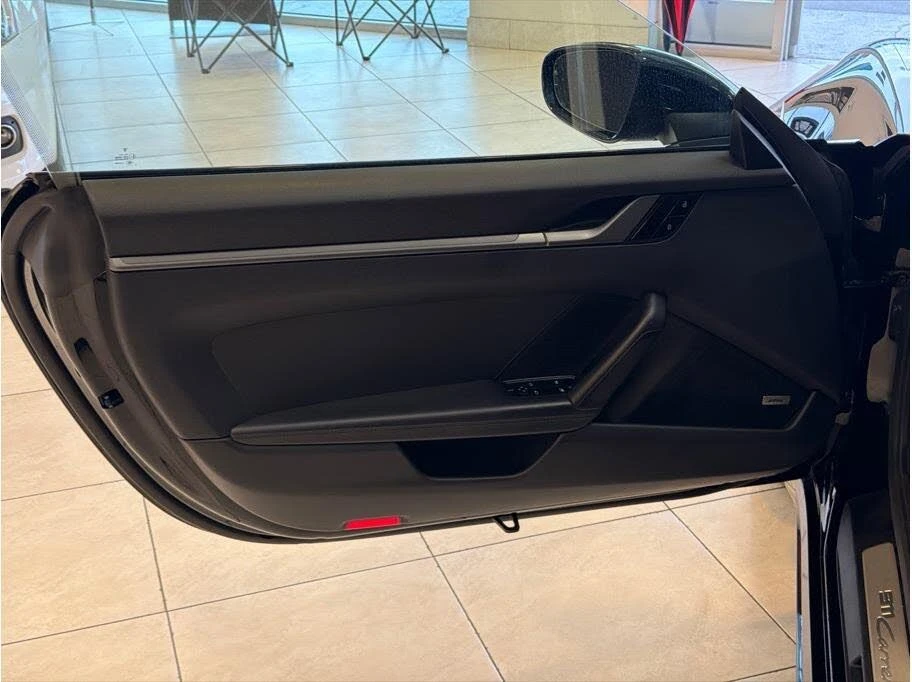 2020 Porsche 992 Carrera - Image 10 of 31