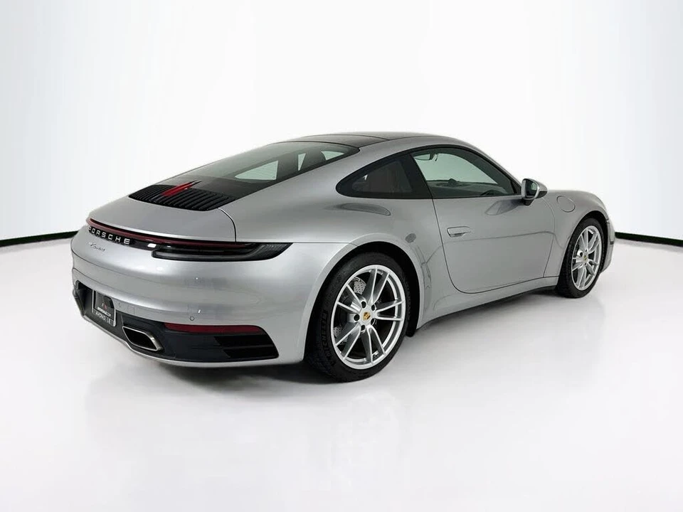 2020 Porsche 992 Carrera - Image 9 of 31