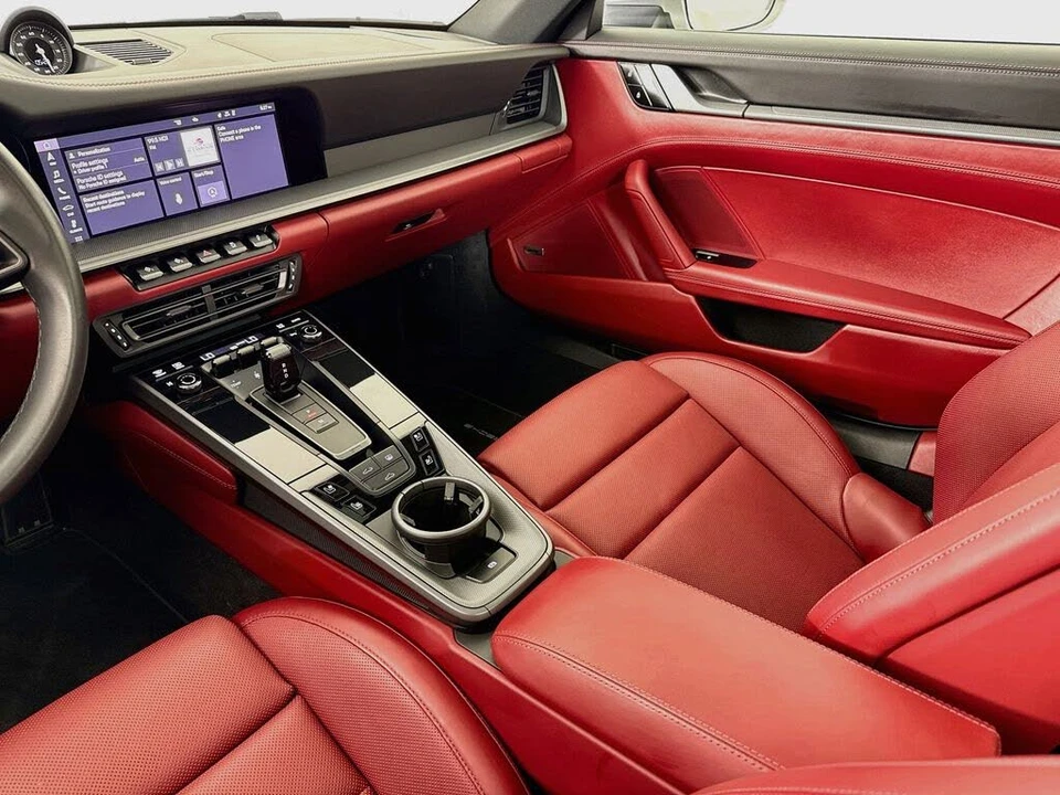 2020 Porsche 992 Carrera - Image 26 of 31