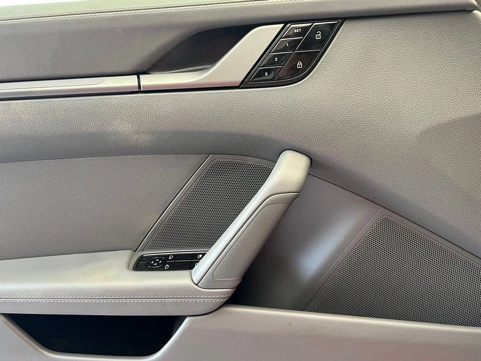 2020 Porsche 992 Carrera - Image 19 of 27
