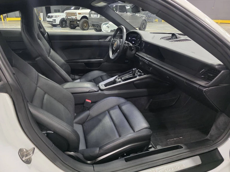 2020 Porsche 992 Carrera - Image 19 of 31