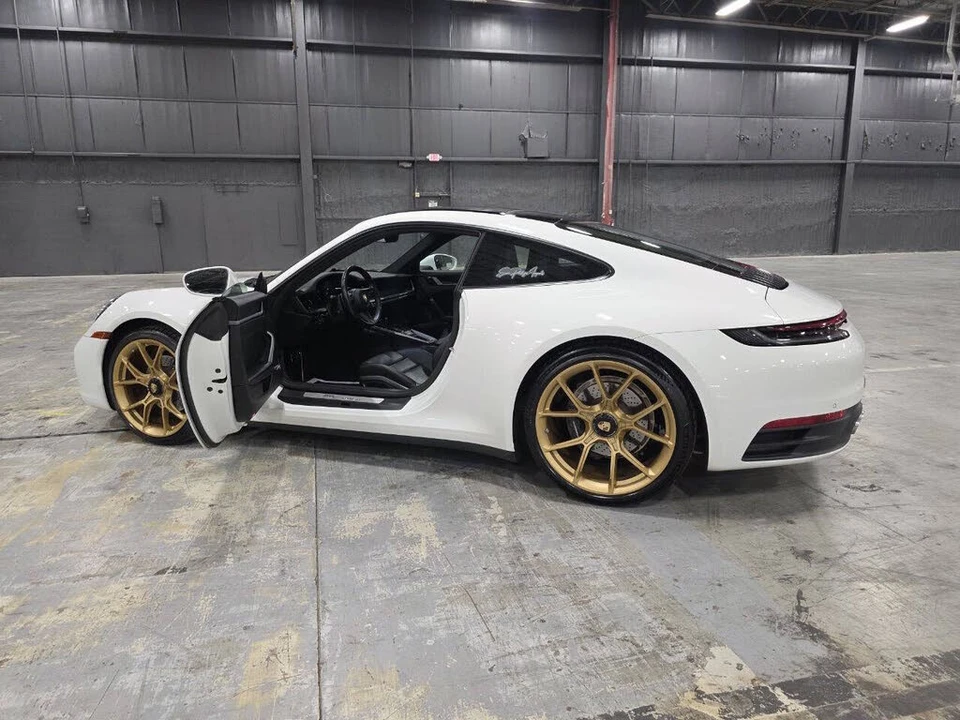 2020 Porsche 992 Carrera - Image 2 of 31