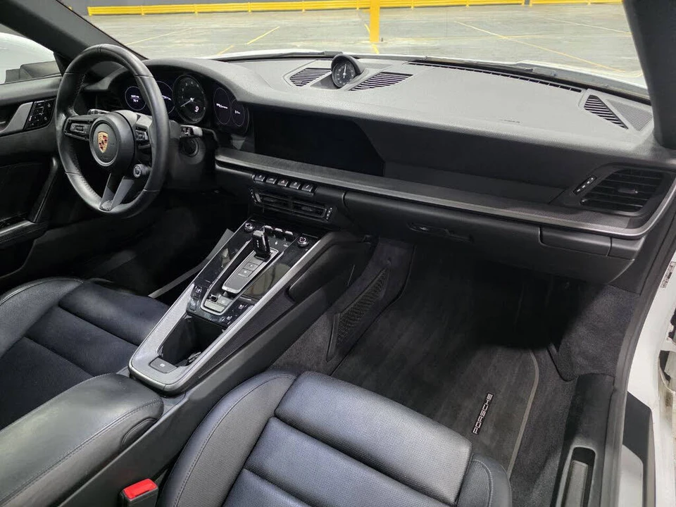 2020 Porsche 992 Carrera - Image 21 of 31