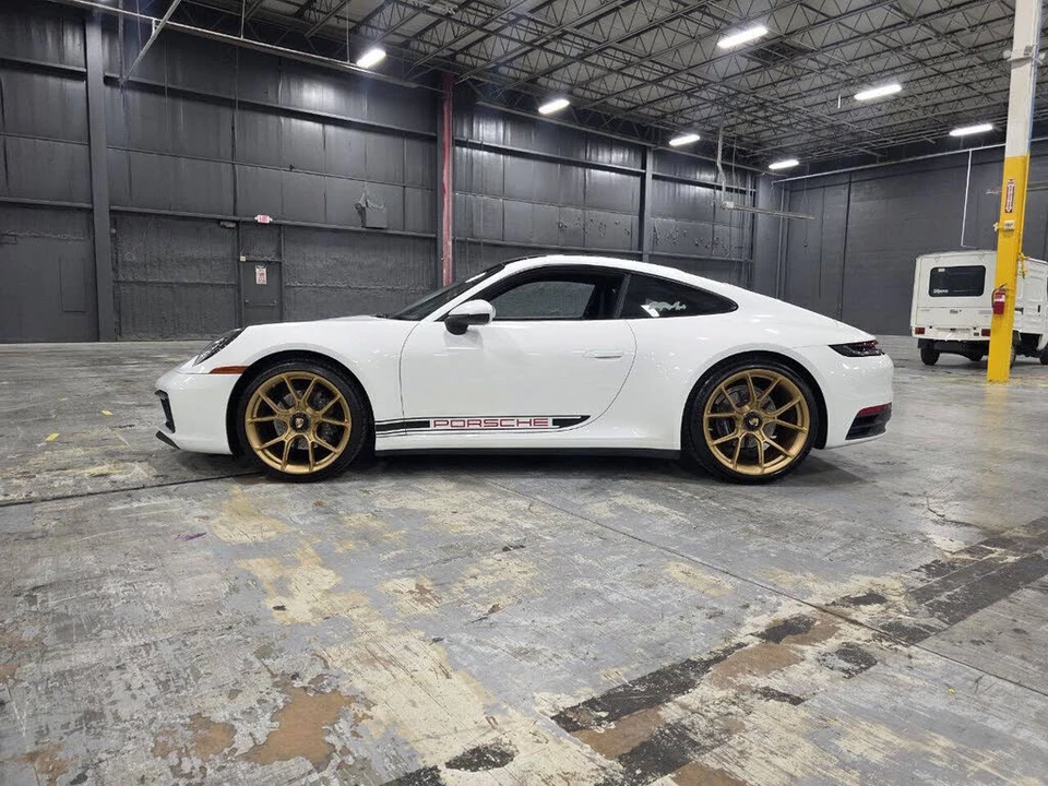 2020 Porsche 992 Carrera - Image 6 of 31