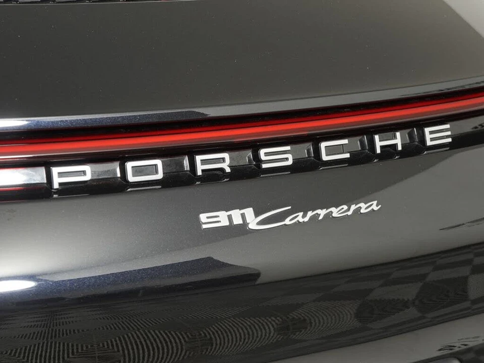 2020 Porsche 992 Carrera - Image 14 of 31
