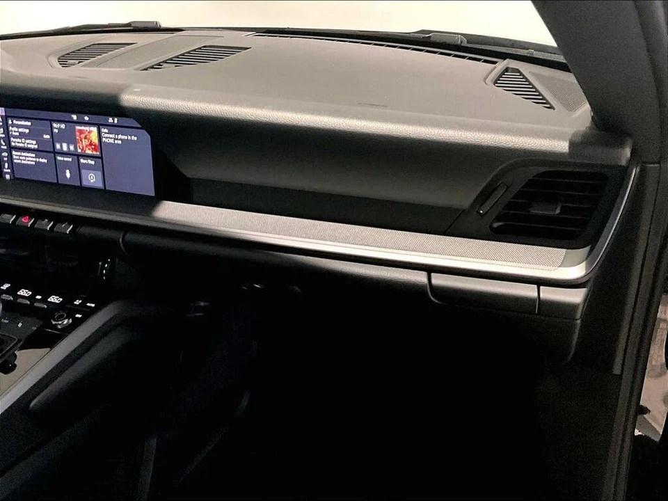 2020 Porsche 992 Carrera - Image 21 of 31