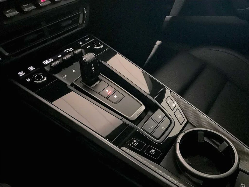 2020 Porsche 992 Carrera - Image 18 of 31