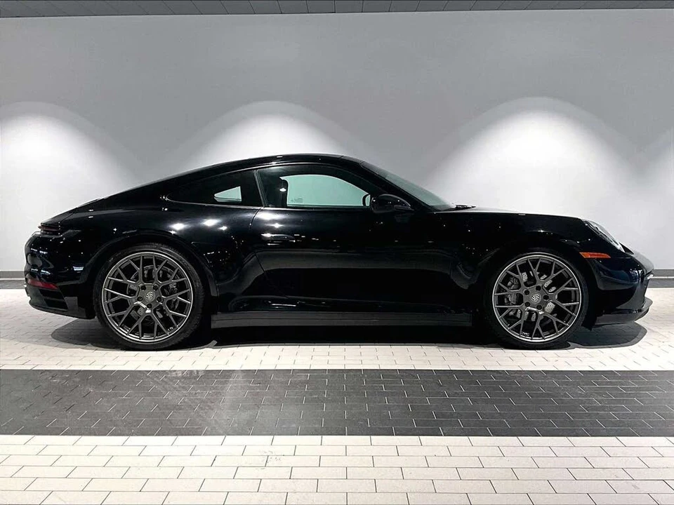 2020 Porsche 992 Carrera - Image 9 of 31