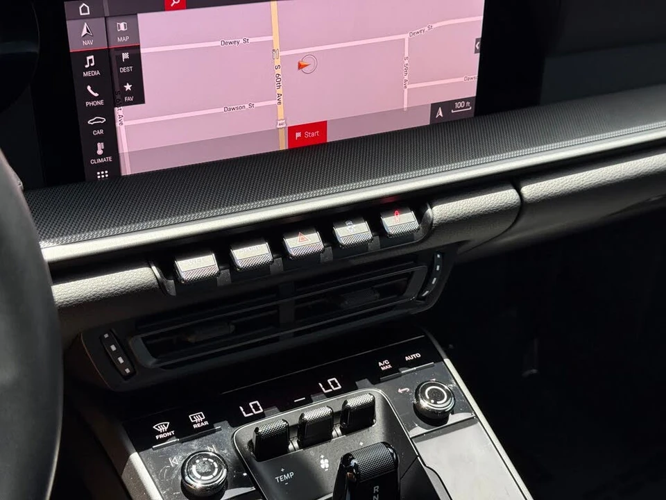 2020 Porsche 992 Carrera - Image 29 of 31