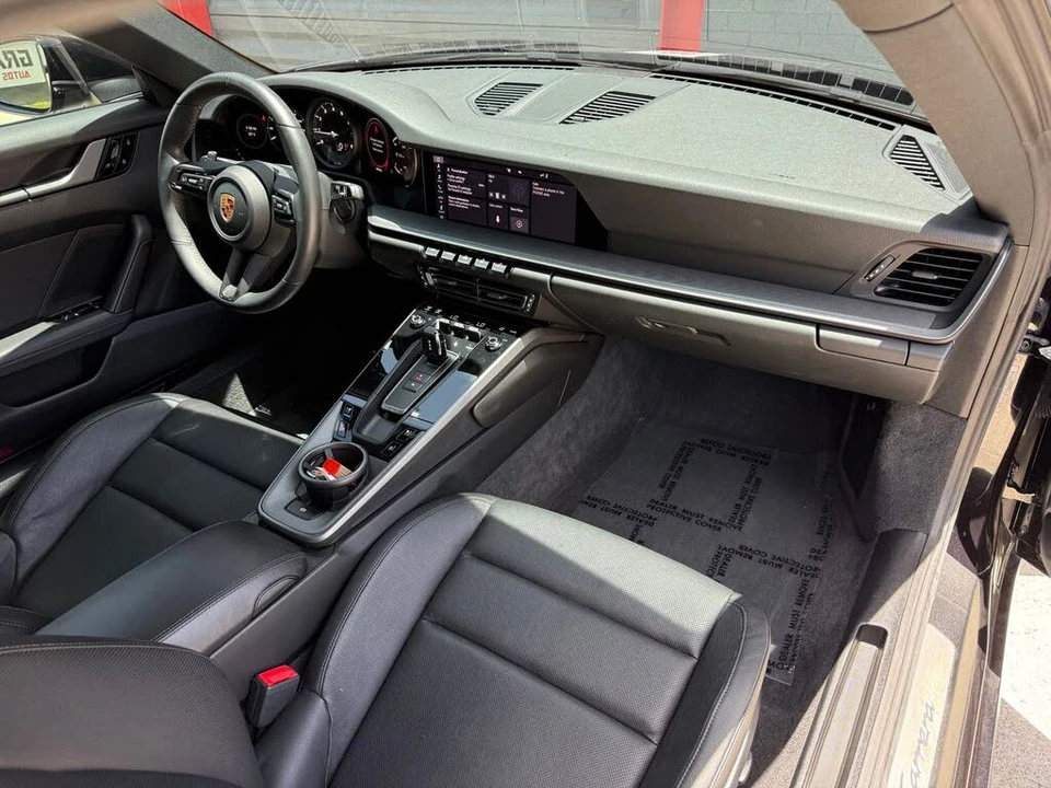 2020 Porsche 992 Carrera - Image 18 of 31