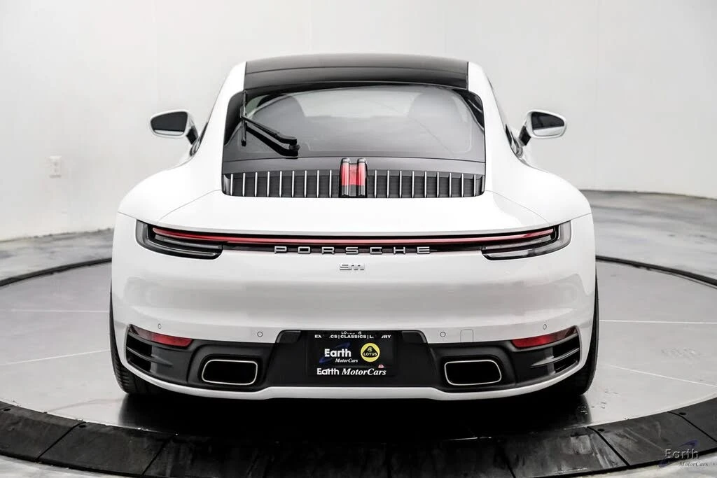 2020 Porsche 992 Carrera - Image 12 of 31