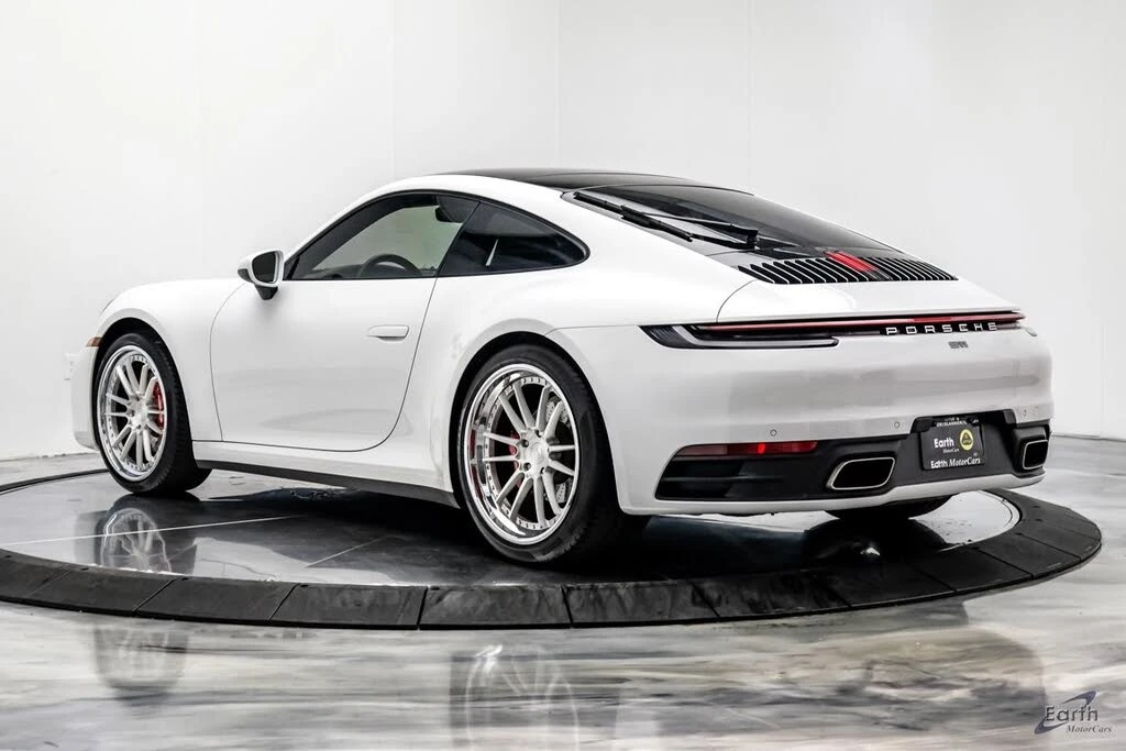 2020 Porsche 992 Carrera - Image 10 of 31
