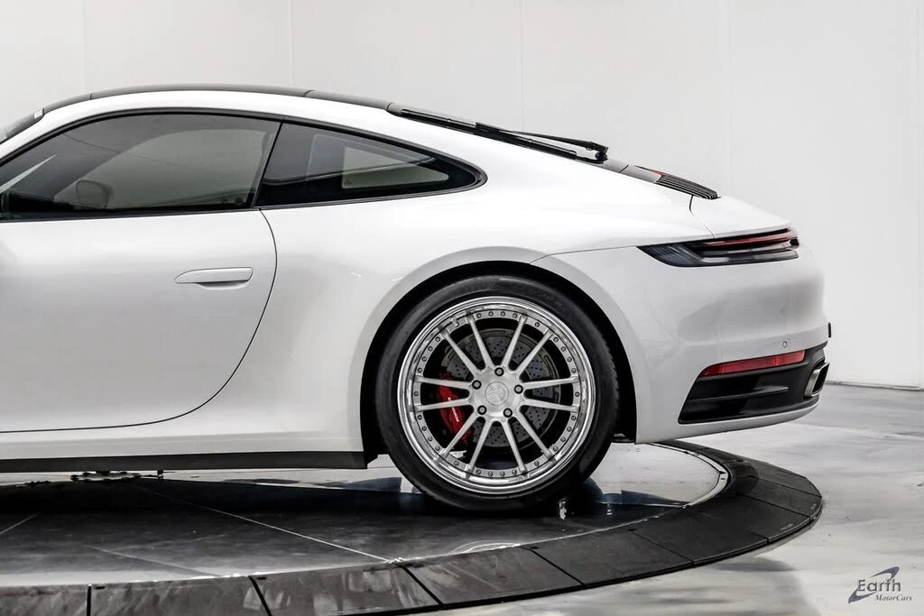 2020 Porsche 992 Carrera - Image 8 of 31