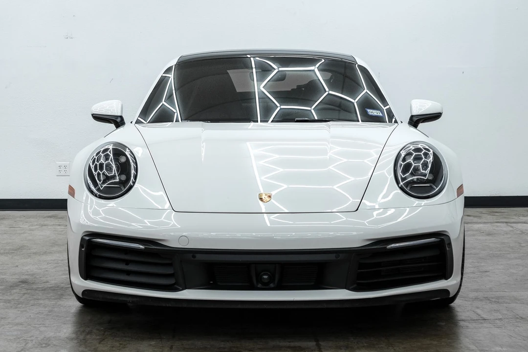 2020 Porsche 992 Carrera - Image 2 of 31