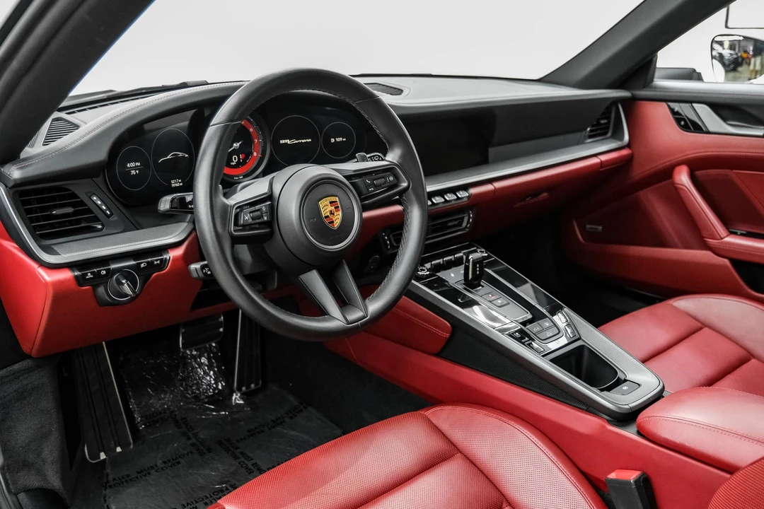 2020 Porsche 992 Carrera - Image 13 of 31