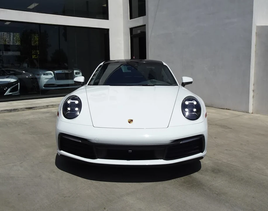 2020 Porsche 992 Carrera - Image 2 of 19
