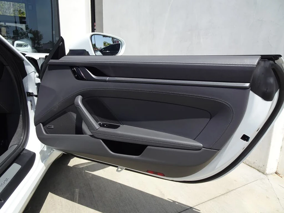 2020 Porsche 992 Carrera - Image 14 of 19